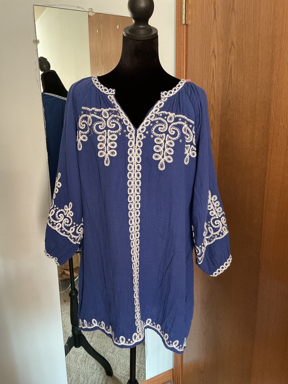 Soft Surroundings L Blue Cotton Gauze Embroidered Boho Tunic Top Blouse 2FX21